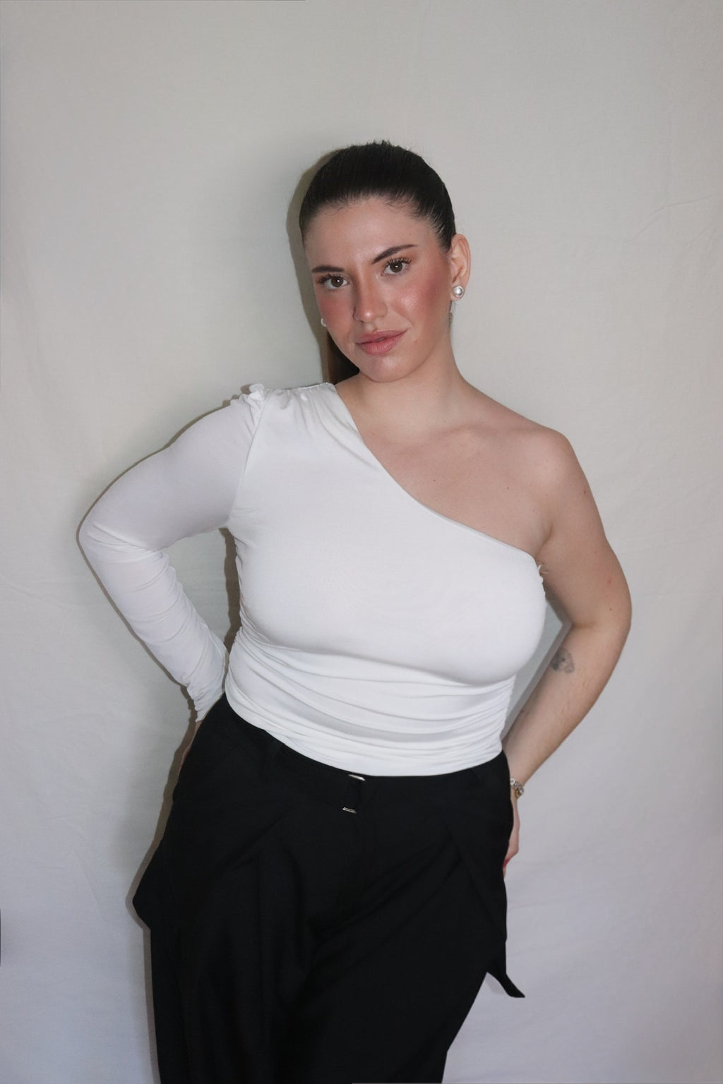 ICON ASYMMETRIC TOP